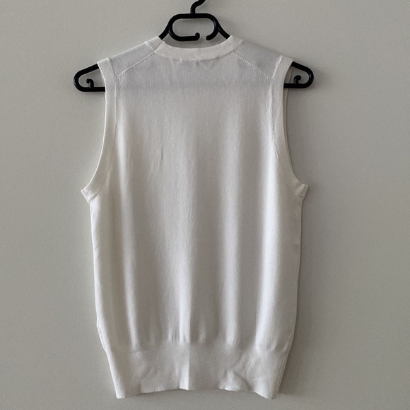 💖 As new - Zara - Sleeveless Knit Top 💖 - Picture 3 of 7